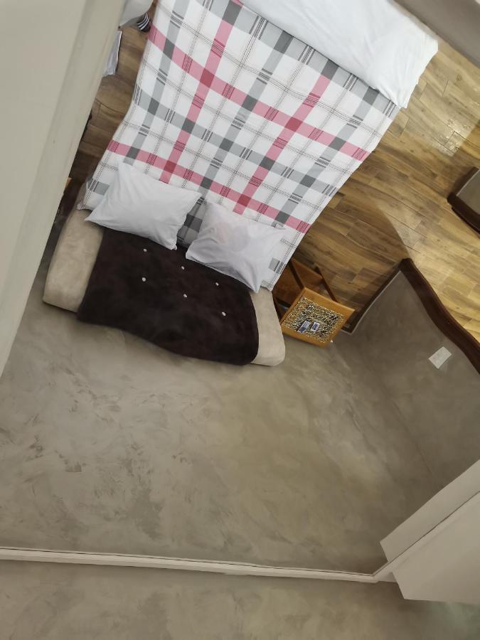 Apartment Airport